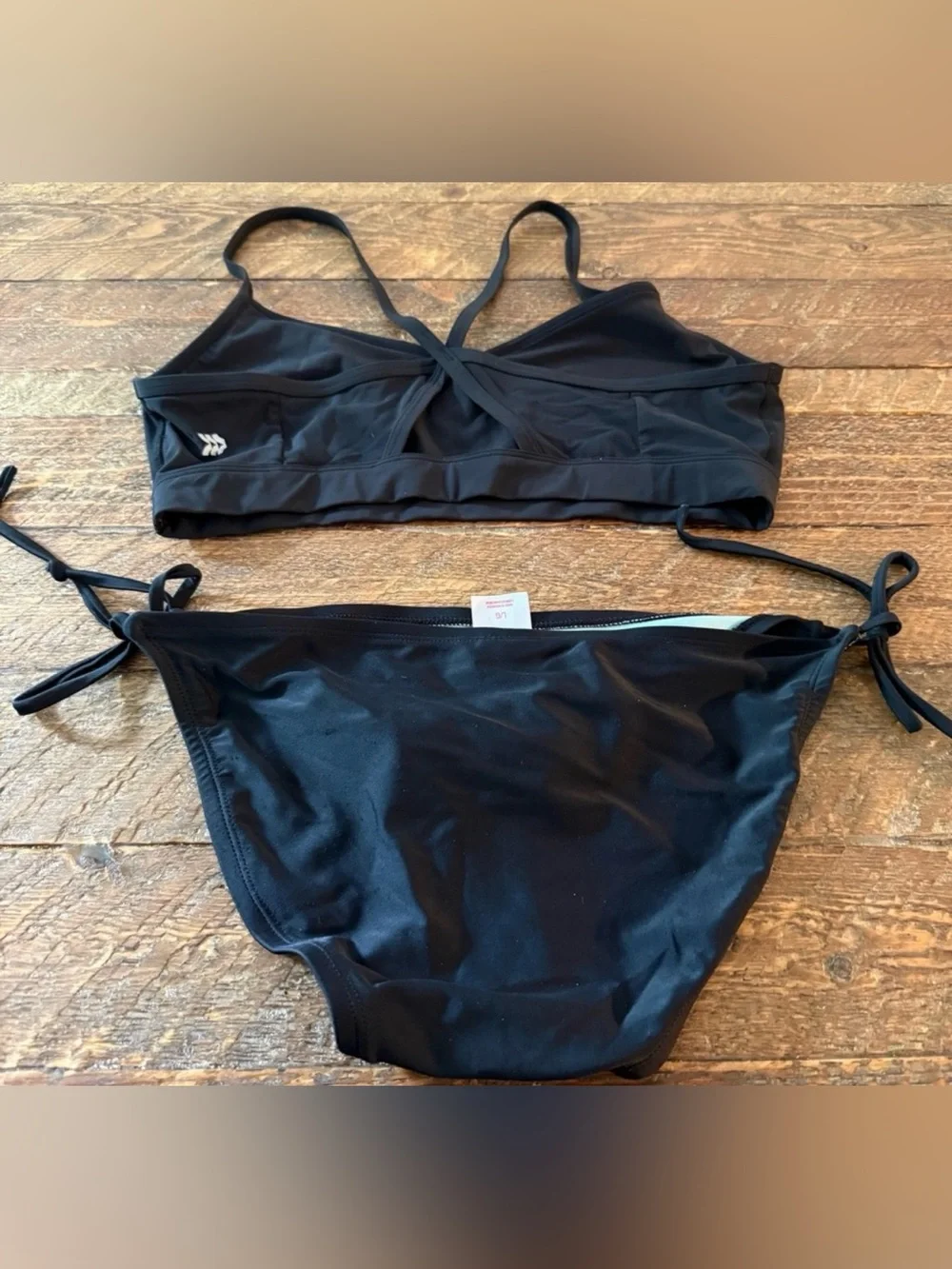 Classic Black Women's Two-Piece Bikini Set (Size L)